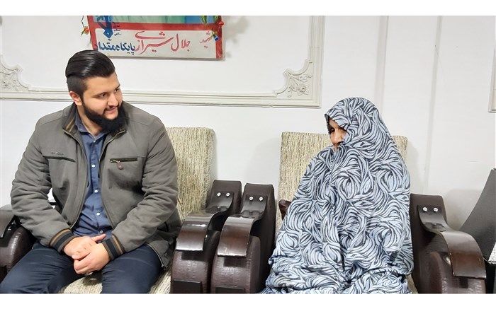 مسئول بسیج حوزه دانشجویی دانشگاه آزاد اسلامی ورامین ،پیشوا وقرچک :شهیدان و ایثارگران مظهر صلابت این مرزوبوم هستند.