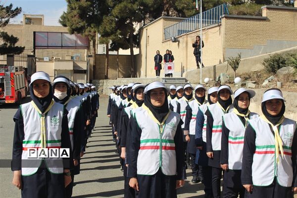 برگزاری همایش یاوران انقلاب سازمان دانش آموزی در استان البرز