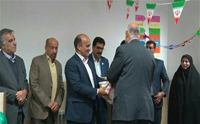 تجلیل از خیرین مدرسه ساز در رستاق