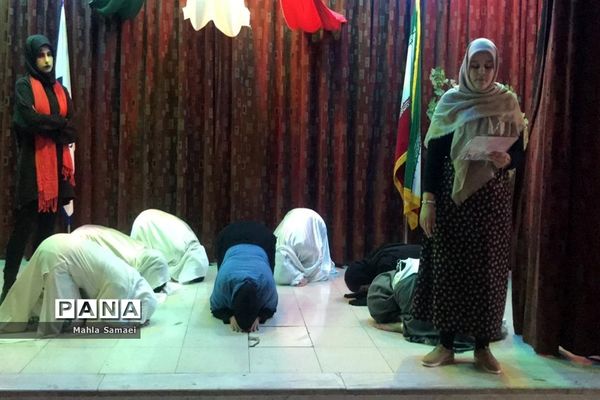 جشنواره غذا درآموزشگاه آرمیتا مصلی نژاد شهرری