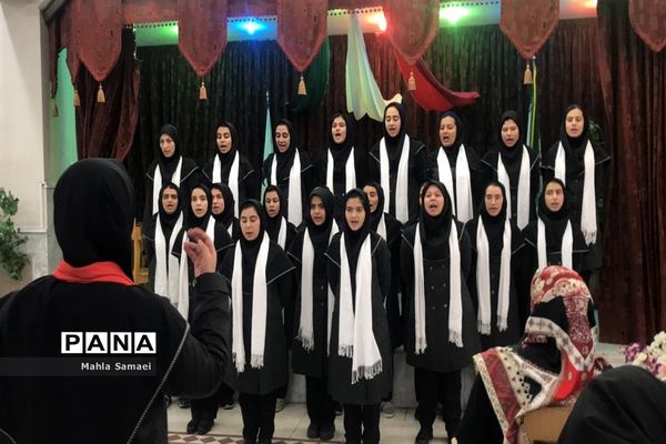 جشنواره غذا درآموزشگاه آرمیتا مصلی نژاد شهرری