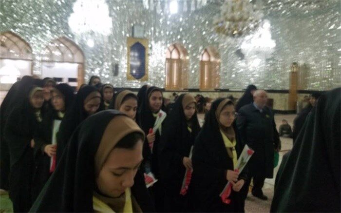 حضور فرزندان شهدا در حرم مطهر حضرت عبدالعظیم حسنی (ع)
