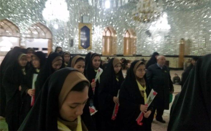 حضور فرزندان شهدا در حرم مطهر حضرت عبدالعظیم حسنی (ع)