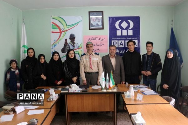 نخستین نشست اعضای شورای دانش آموزی استان قزوین