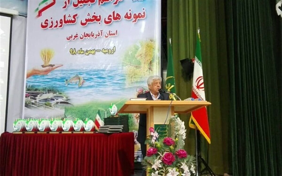 توسعه کشت گلخانه‌ای راهکار ایجاد اشتغال پایدار در بخش کشاورزی است