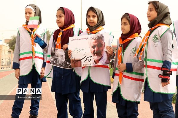مانور2000نفری یاوران انقلاب نواحی 4گانه اهواز - یک
