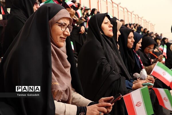 مانور2000نفری یاوران انقلاب نواحی 4گانه اهواز - یک