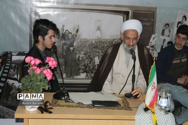 آیین افتتاح جشنواره نمایشگاه مدرسه انقلاب در قائم شهر