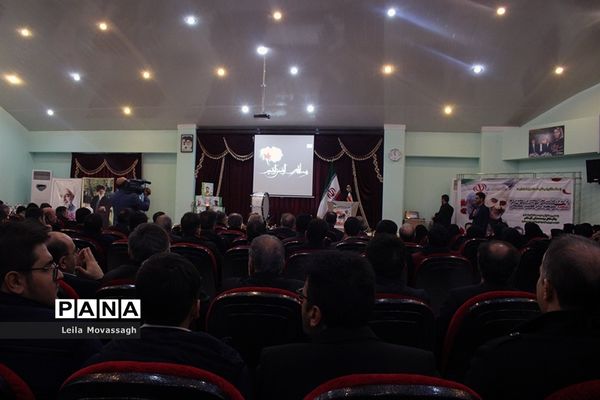 مراسم گرامیداشت شهید سپهبد حاج قاسم سلیمانی در آموزش و پرورش ناحیه 2 تبریز