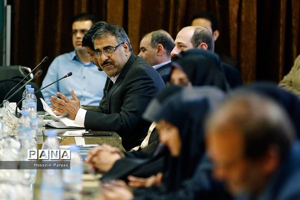 نشست صمیمی وزیر آموزش و پرورش با مدیران و کارکنان سازمان نهضت سواد آموزی