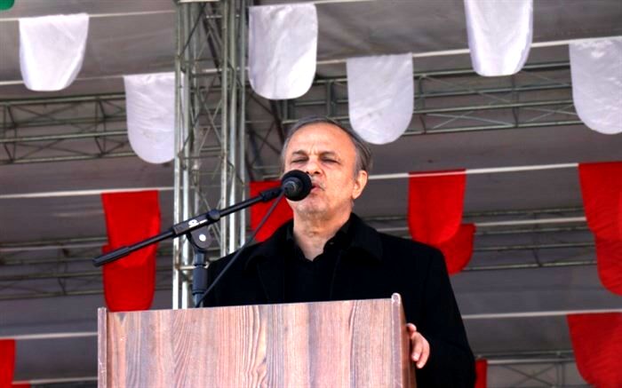 استاندار خراسان رضوی: در گام دوم انقلاب باید در عرصه اقتصاد قوی‌تر شویم