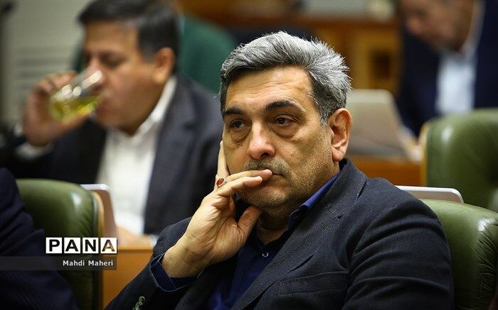 پیروز حناچی: تهران راهی به جز راه‌اندازی اتوبوس برقی ندارد
