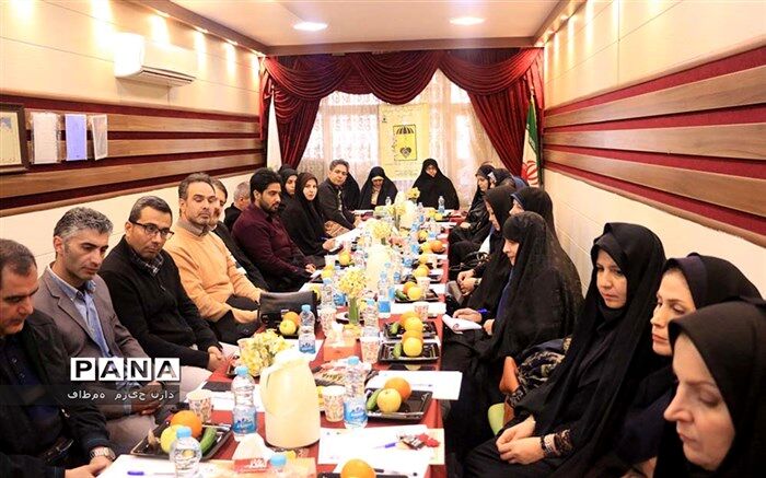 منوچهری: کاربردی کردن دروس تحصیلی در زندگی دانش آموزان اهمیت دارد
