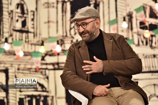 برنامه تلویزیونی چهل تیکه