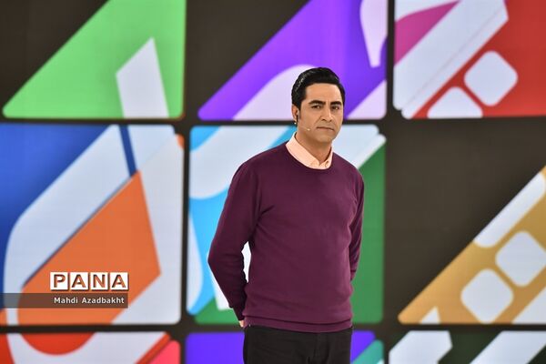 برنامه تلویزیونی چهل تیکه