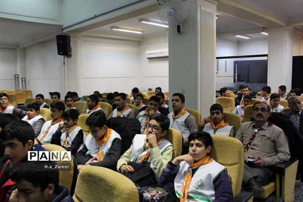 تجلیل از برگزیدگان دلنوشته دانش‌آموزی سومین دوره بازدید از تامین اجتماعی