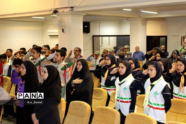 تجلیل از برگزیدگان دلنوشته دانش‌آموزی سومین دوره بازدید از تامین اجتماعی