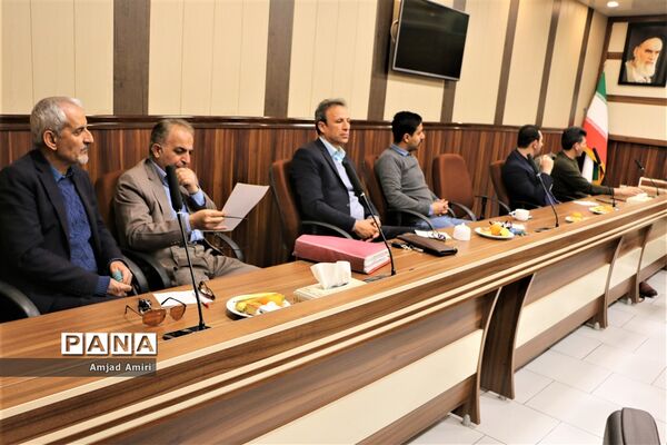 نشست هم اندیشی مسئولان مدارس غیردولتی  مدیریت آموزش و پرورش ناحیه یک ری