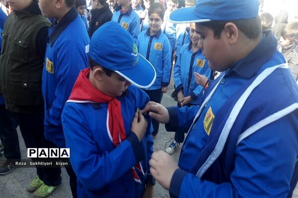 آیین توزیع شیر رایگان مدارس مسجدسلیمان