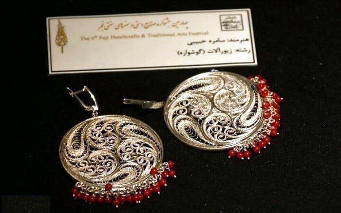 جلوه‌نمایی ۱۲ اثر هنرمندان آذربایجان شرقی در چهارمین جشنواره فجر ملی صنایع‌دستی