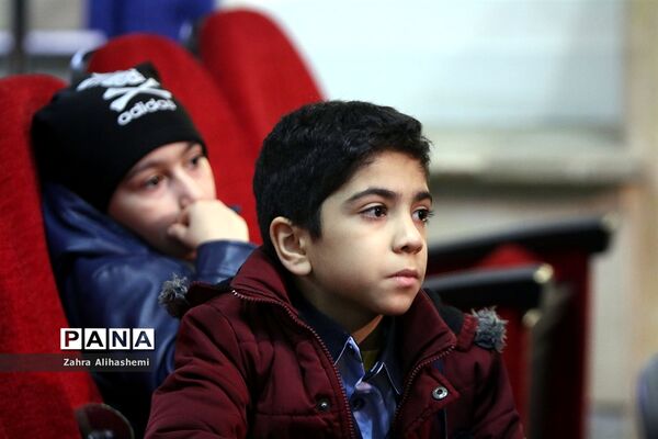 تجلیل از برگزیدگان سی و هفتمین دوره مسابقات فرهنگی، هنری و ادبی دانش آموزان و مدارس شهر تهران