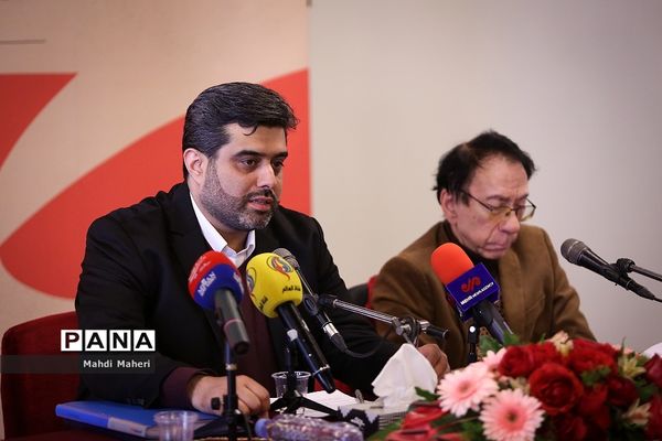 نشست خبری سی و پنجمین جشنواره موسیقی فجر