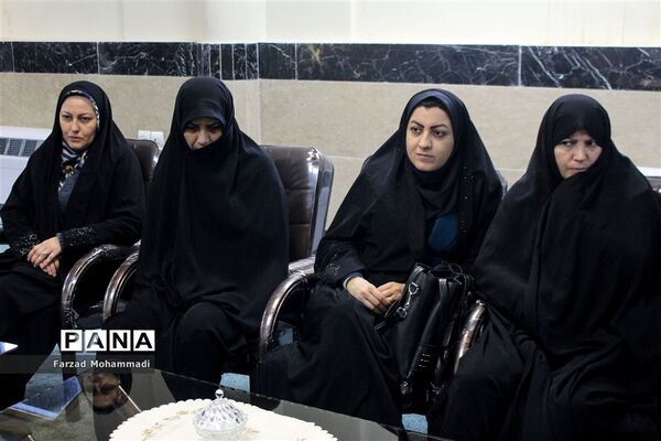 دیدار فرهنگیان اداره آموزش و پرورش چهاردانگه با امام جمعه