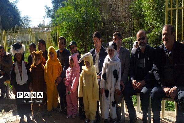 برگزاری جشن انقلاب مهدهای کودک بهزیستی باهمکاری کانون پرورشی فکری درشهرستان حمیدیه