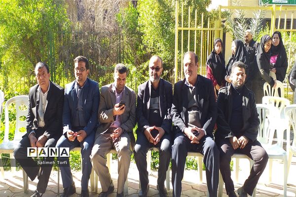برگزاری جشن انقلاب مهدهای کودک بهزیستی باهمکاری کانون پرورشی فکری درشهرستان حمیدیه