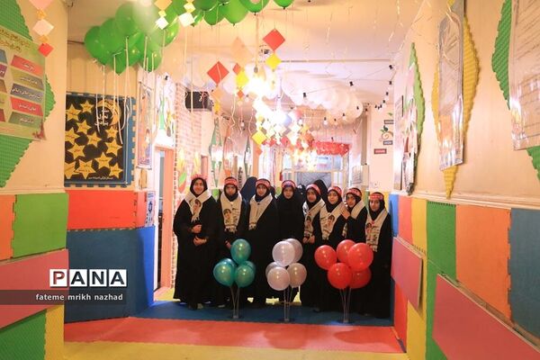 همایش یادواره شهدای مقاومت لاله های روشن