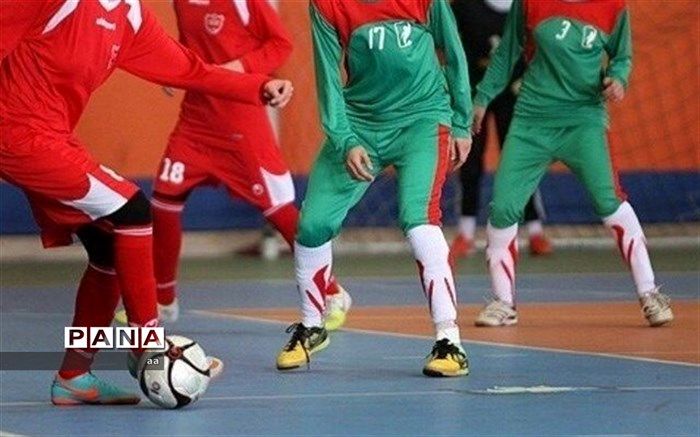 مسابقات فوتسال کشوری در بروجرد آغاز شد