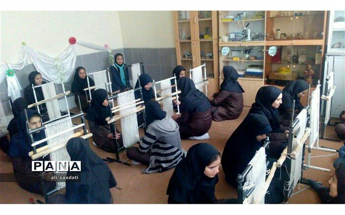 تحقق عینی شعار سال اداره کل آموزش و پرورش استان خراسان رضوی در مدارس کلات