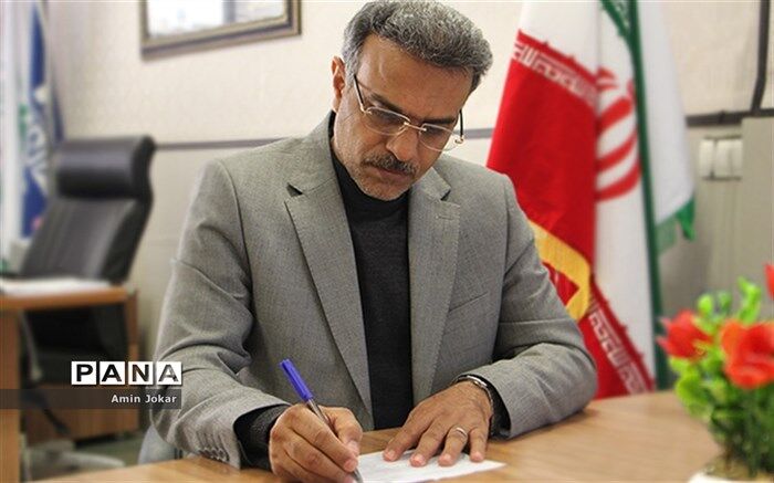 کلاری: حضور در راهپیمایی 22 بهمن  برای دانش‌آموزان درس استقلال و آزادی است