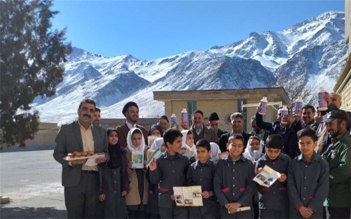 آموزش دانش آموزان در خصوص بیماریهای مشترک بین انسان و دام