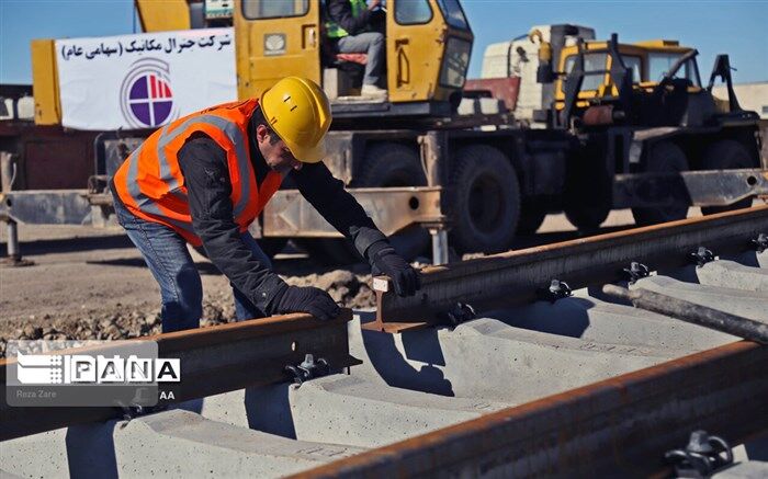 بازسازی ۲۹۰ کیلومتر از محور راه‌آهن جنوب