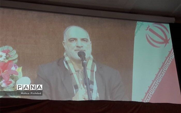 همایش "خانواده" با موضوع " تفاوت تربیت فرزندان در گذشته و اکنون" در دزفول برگزار شد
