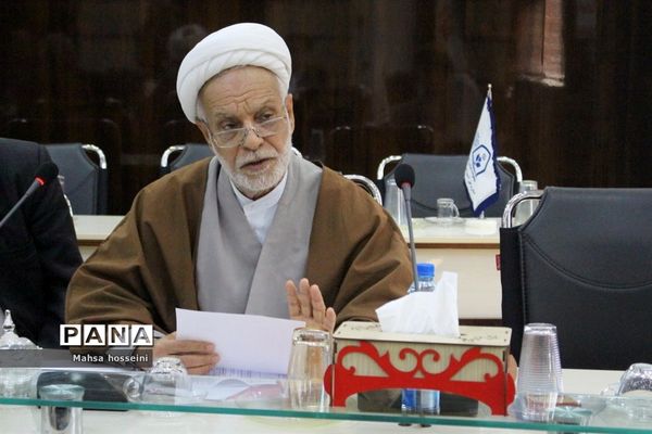 جلسه شورای اقامه نماز اداره کل آموزش و پرورش استان بوشهر