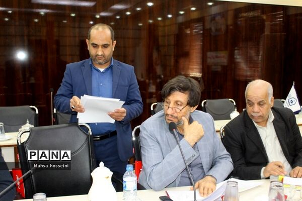 جلسه شورای اقامه نماز اداره کل آموزش و پرورش استان بوشهر