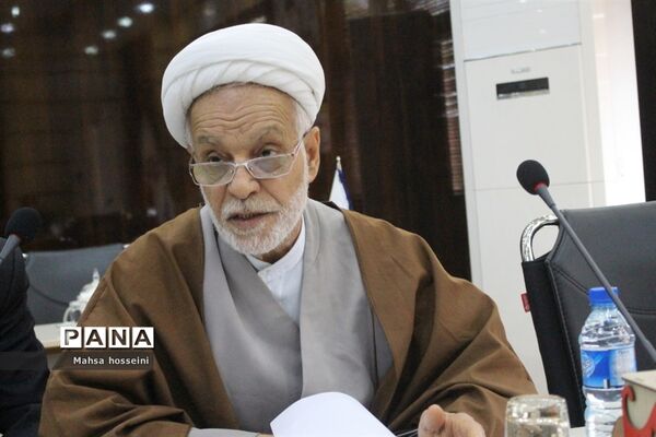 جلسه شورای اقامه نماز اداره کل آموزش و پرورش استان بوشهر