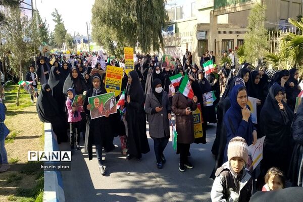 حضور پرشکوه مردم سیستان و بلوچستان درراهپیمایی 22 بهمن 98