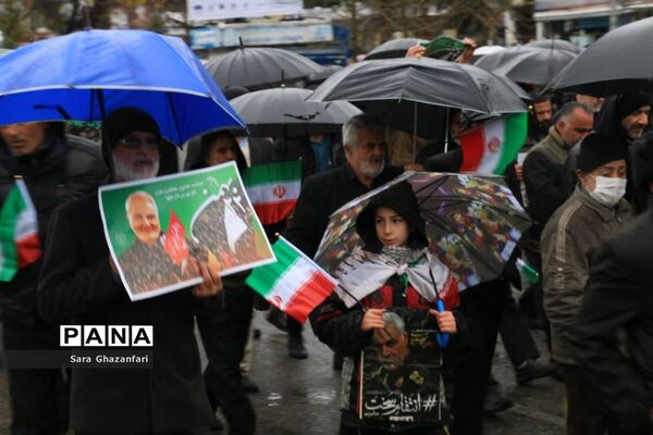 راه‌پیمایی روز 22 بهمن در مرکز مازندران