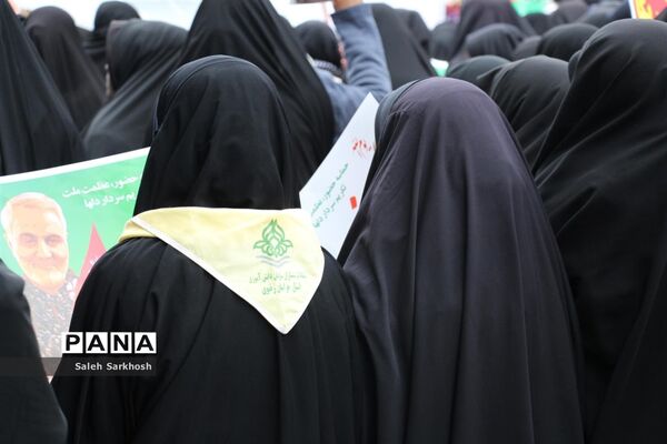 راهپیمایی یوم الله 22 بهمن ماه  در مشهد