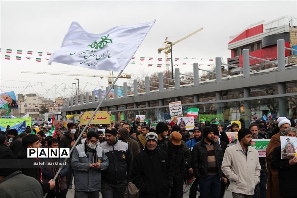 راهپیمایی یوم الله 22 بهمن ماه  در مشهد