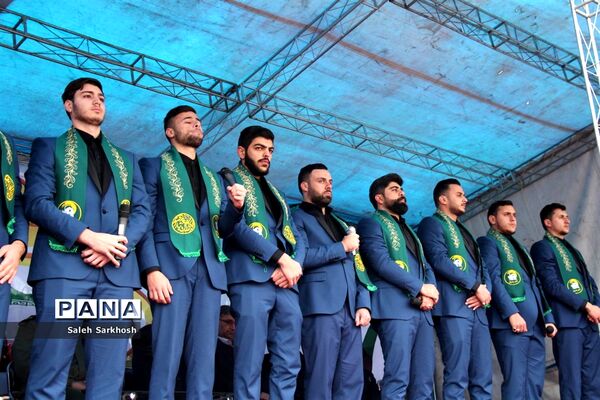راهپیمایی یوم الله 22 بهمن ماه  در مشهد