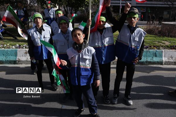 حضور مردم شیراز در راهپیمایی چهل و یکمین سال پیروزی انقلاب اسلامی
