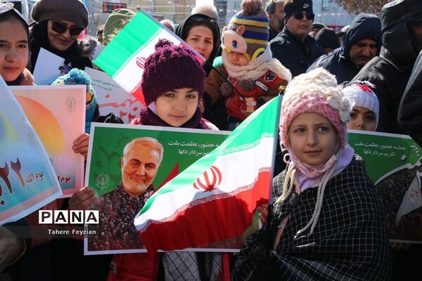 راهپیمایی پرشور گرامیداشت یوم الله ۲۲بهمن در شهرقدس