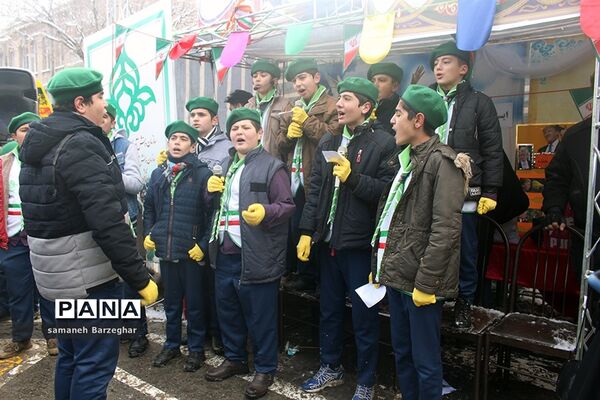 راهپیمایی 22 بهمن ماه در تبریز-3