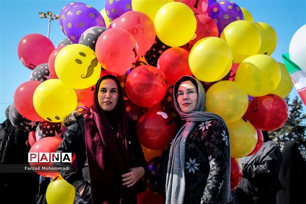 راهپیمایی  یوم الله 22 بهمن در تهران