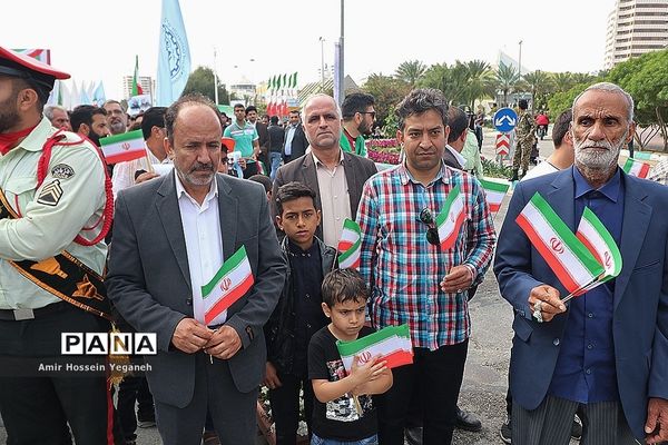 راهپیمایی 22 بهمن در جزیره کیش