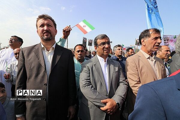راهپیمایی 22 بهمن در جزیره کیش